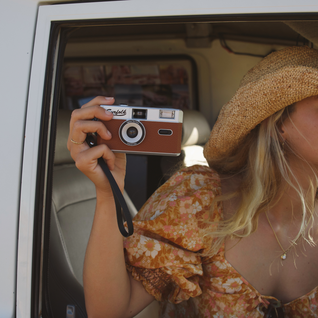 vintage inspired reusable film cameras in colours brown, green and black