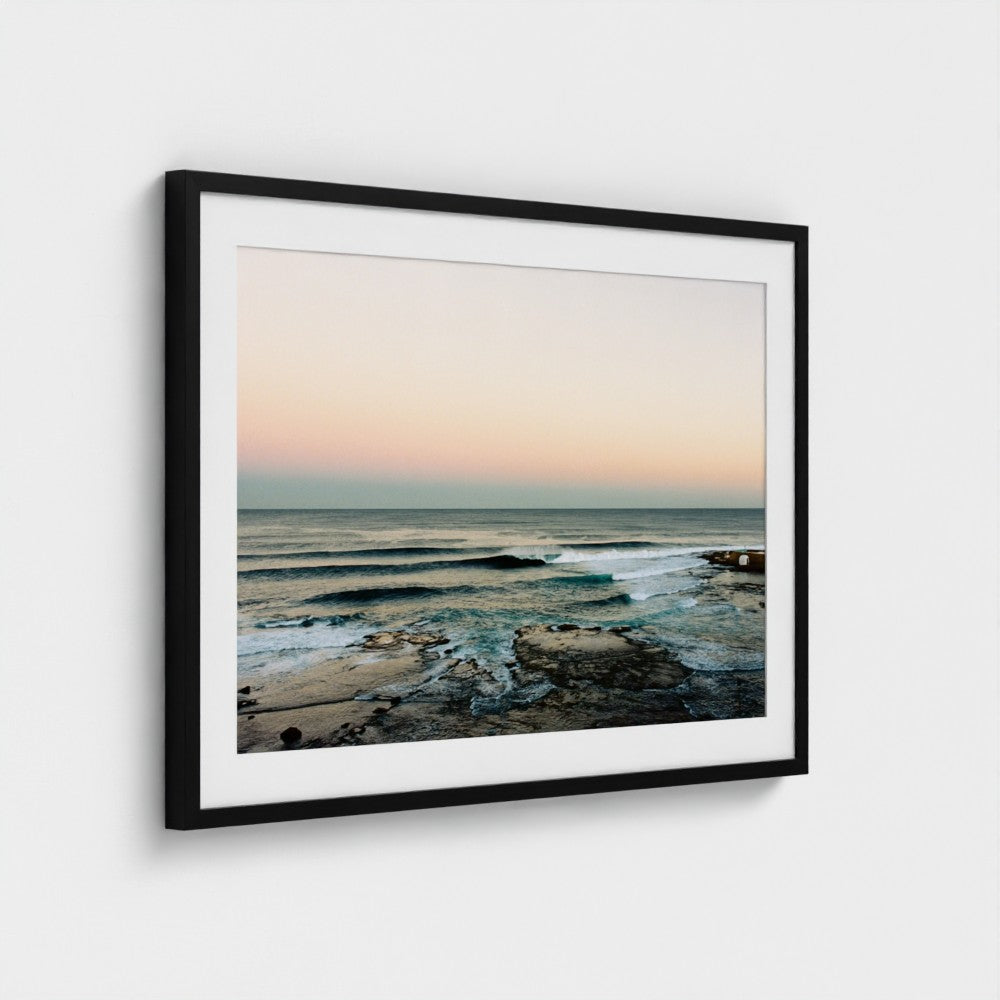 Cowrie Hole (Black)