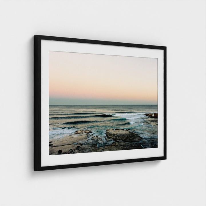 Cowrie Hole (Black)