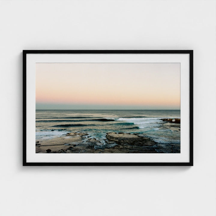 Cowrie Hole (Black)